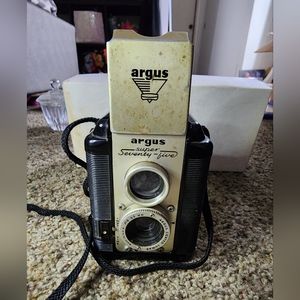1950's Argus - ArgosFlex seventy five camera